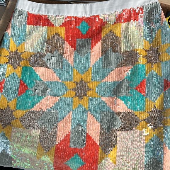 Marciano Colorful Sequin Mini Skirt Guess by Marciano size 2 - Picture 8 of 16